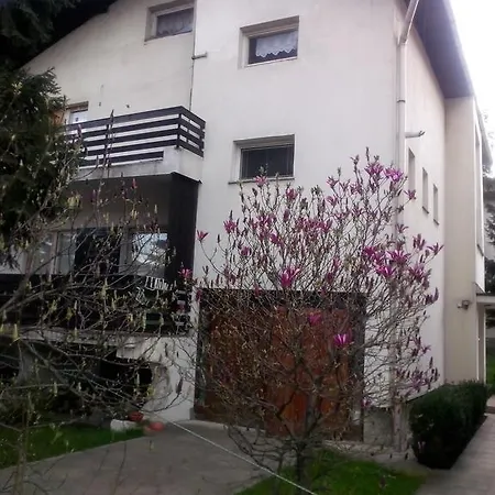 Holiday Magnolia Ferienhaus *
